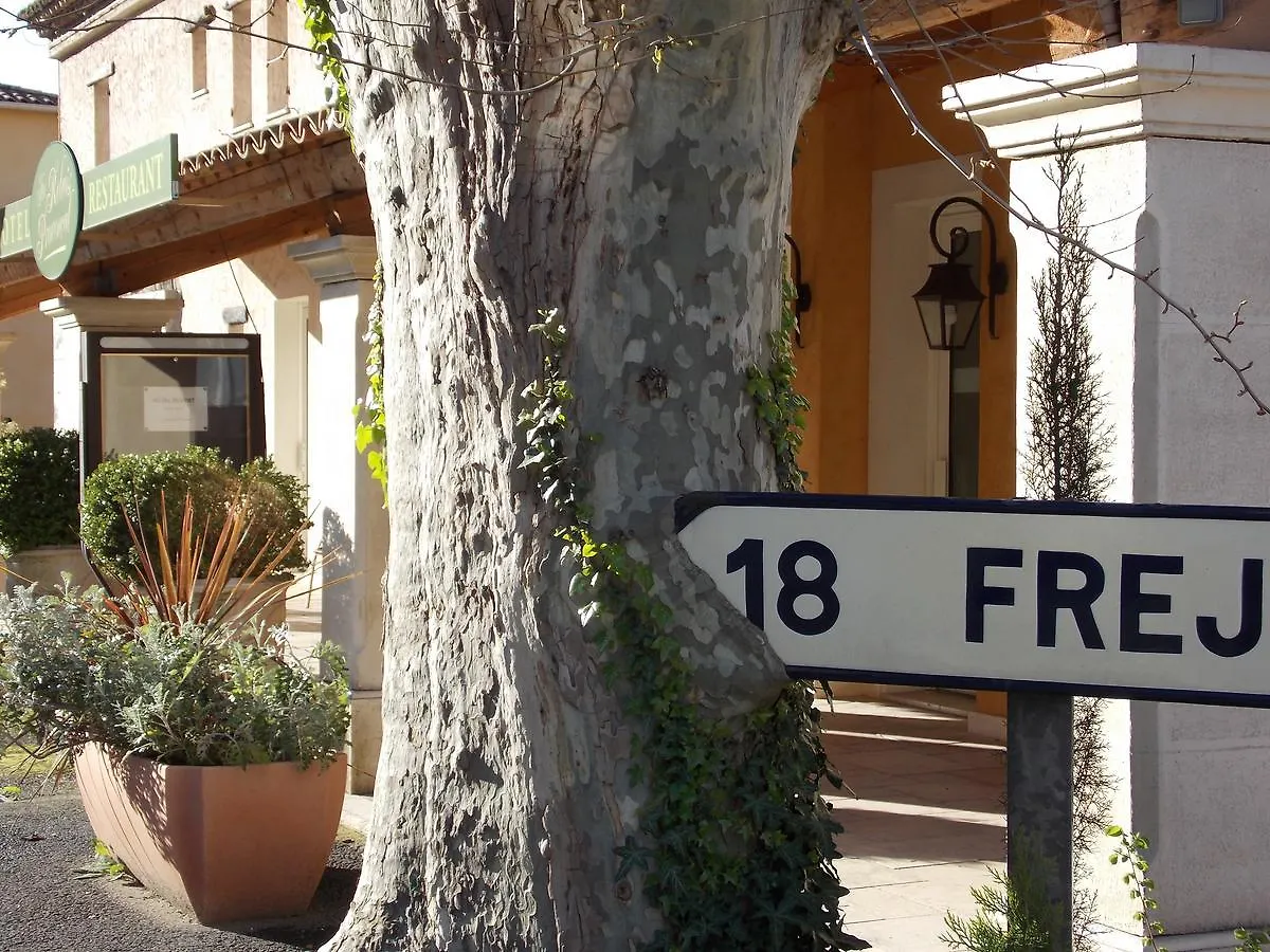 Hotel Au Relais Provencal Bagnols-en-Forêt